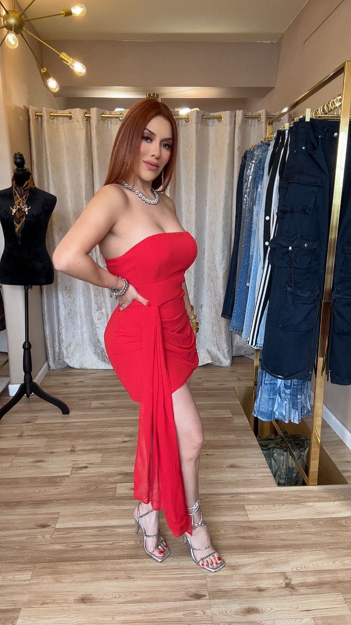 Yamina Red Dress