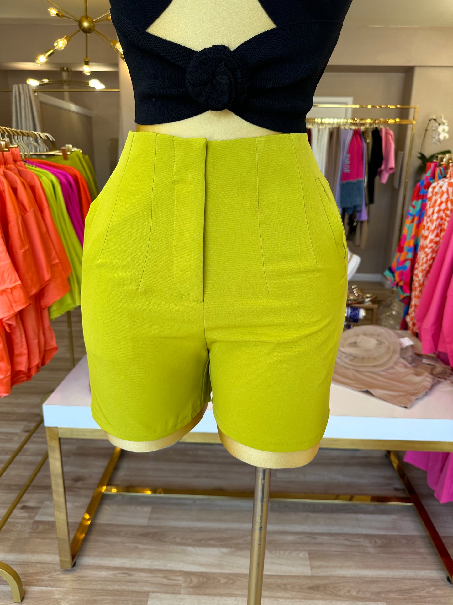 Sarita Lime Short